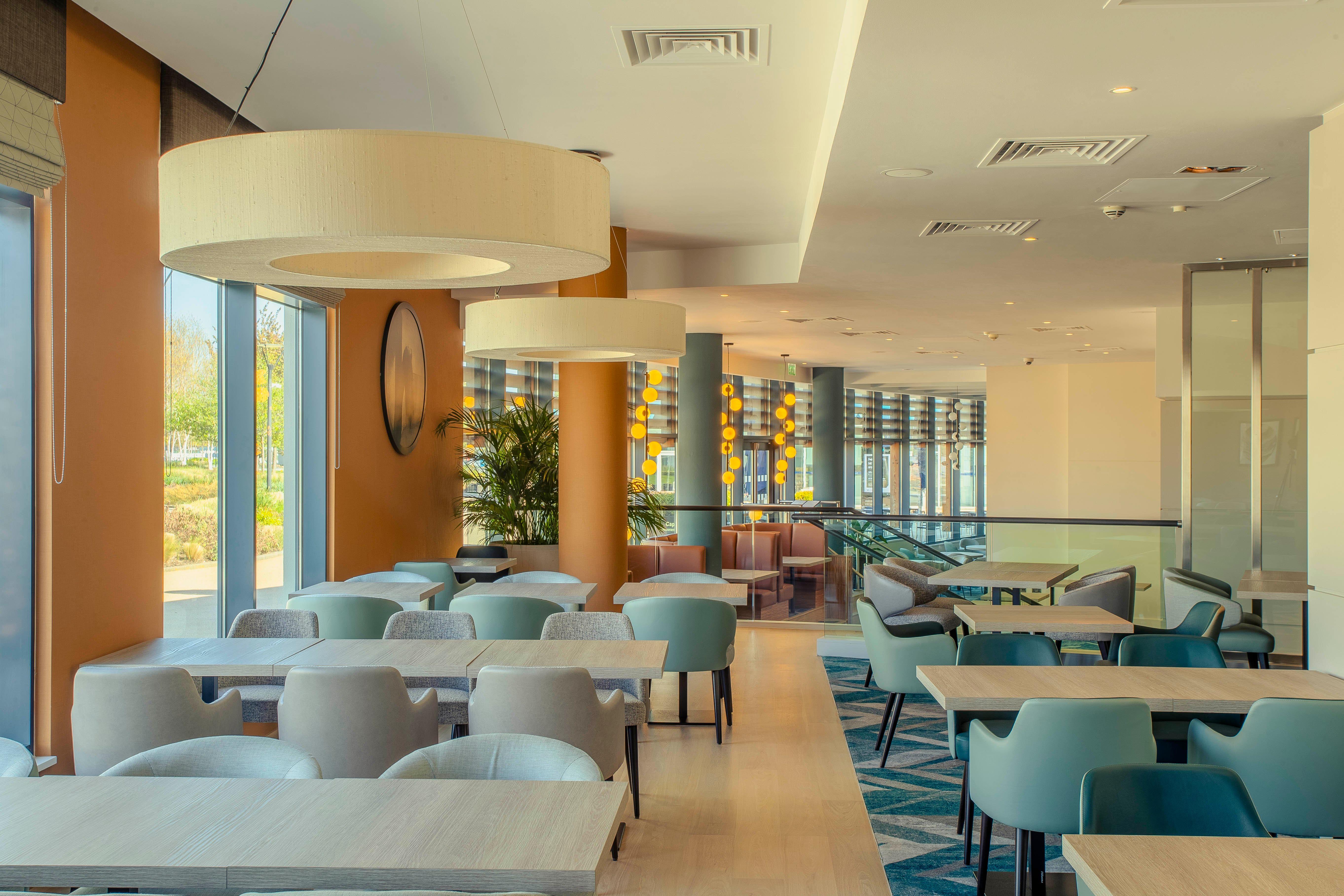 Crowne Plaza Reading Hotel Ngoại thất bức ảnh
