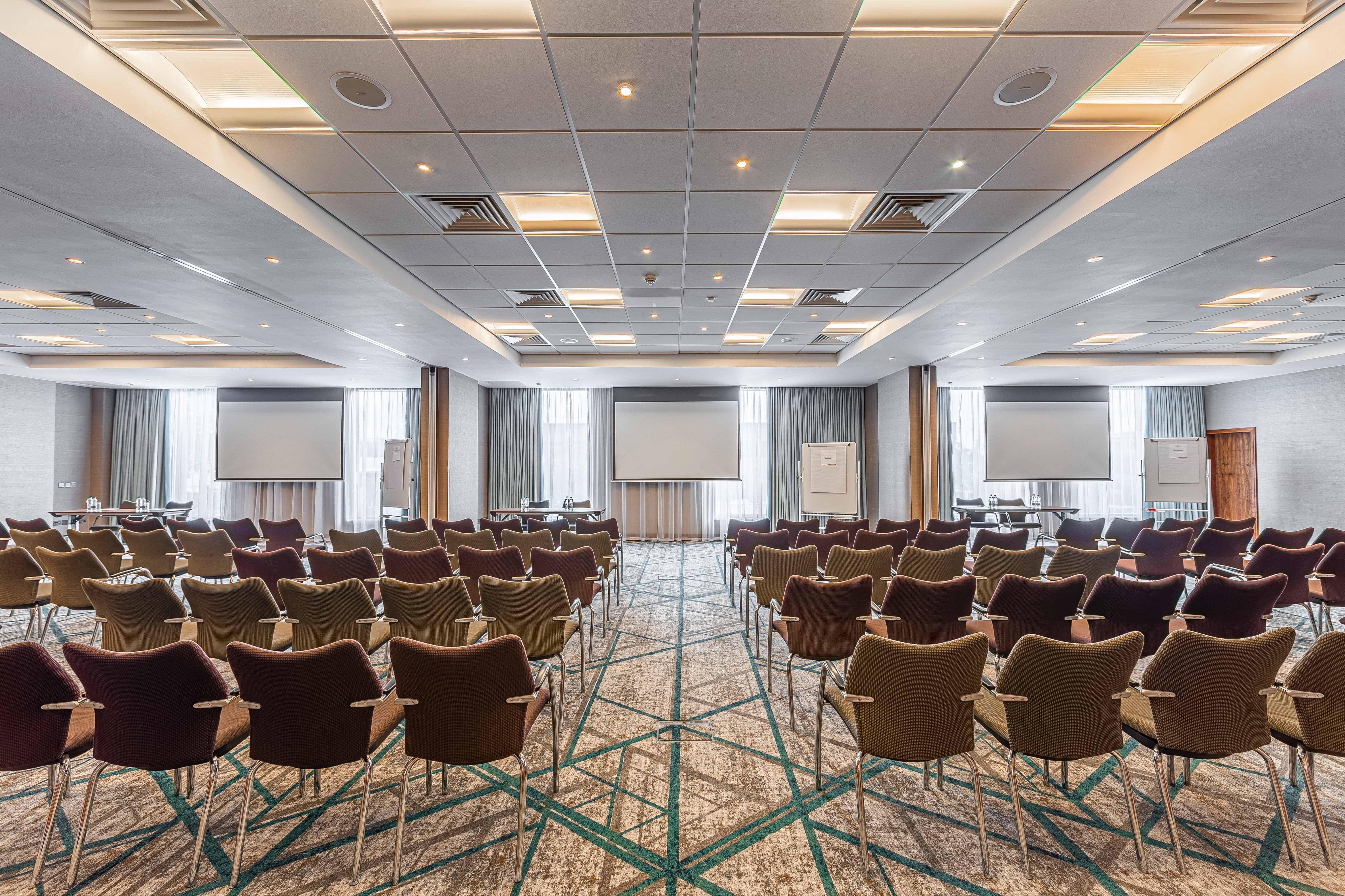 Crowne Plaza Reading Hotel Ngoại thất bức ảnh