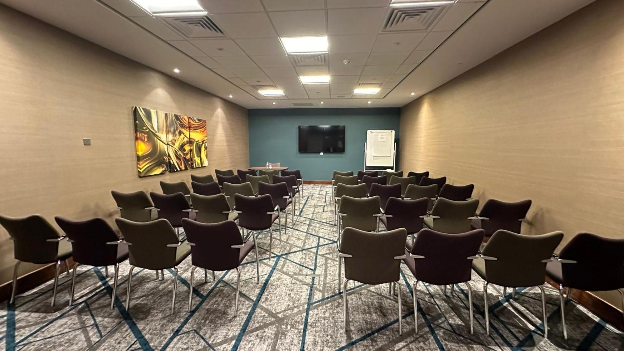 Crowne Plaza Reading Hotel Ngoại thất bức ảnh